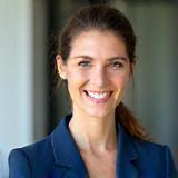 Agnès Dubois, Chargée clientèle